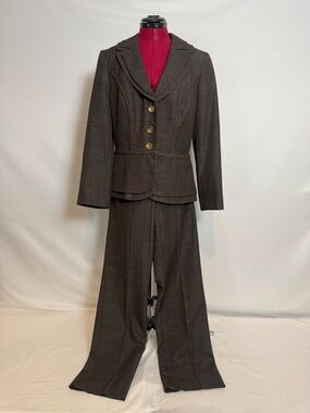 Signature by Larry Levine Pantsuit Women Size 10 Brown 2-Piece Set Blazer & Pant